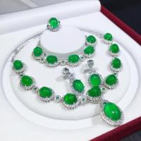 Collar,anillo,brazalete Aretes De Jade Esmeralda segunda mano   México 